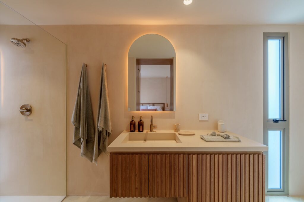 Gallery (13)